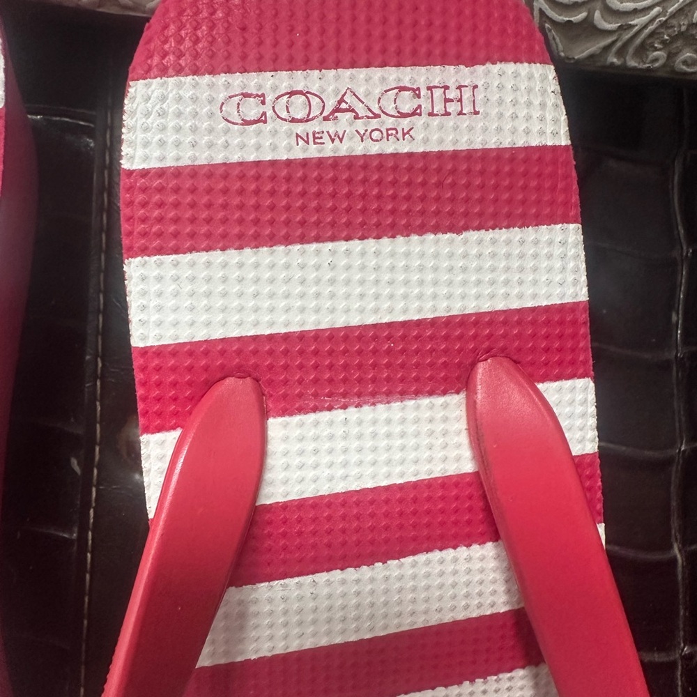 Coach Loralyn Wedge Flip Flop Sandals Striped Pink & White Size 9/10 Large - Picture 3 of 6